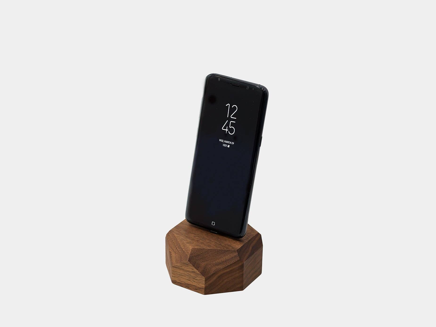 Oakywood - Wholesale Phone/Tablet Stand - Smartphone Dock5