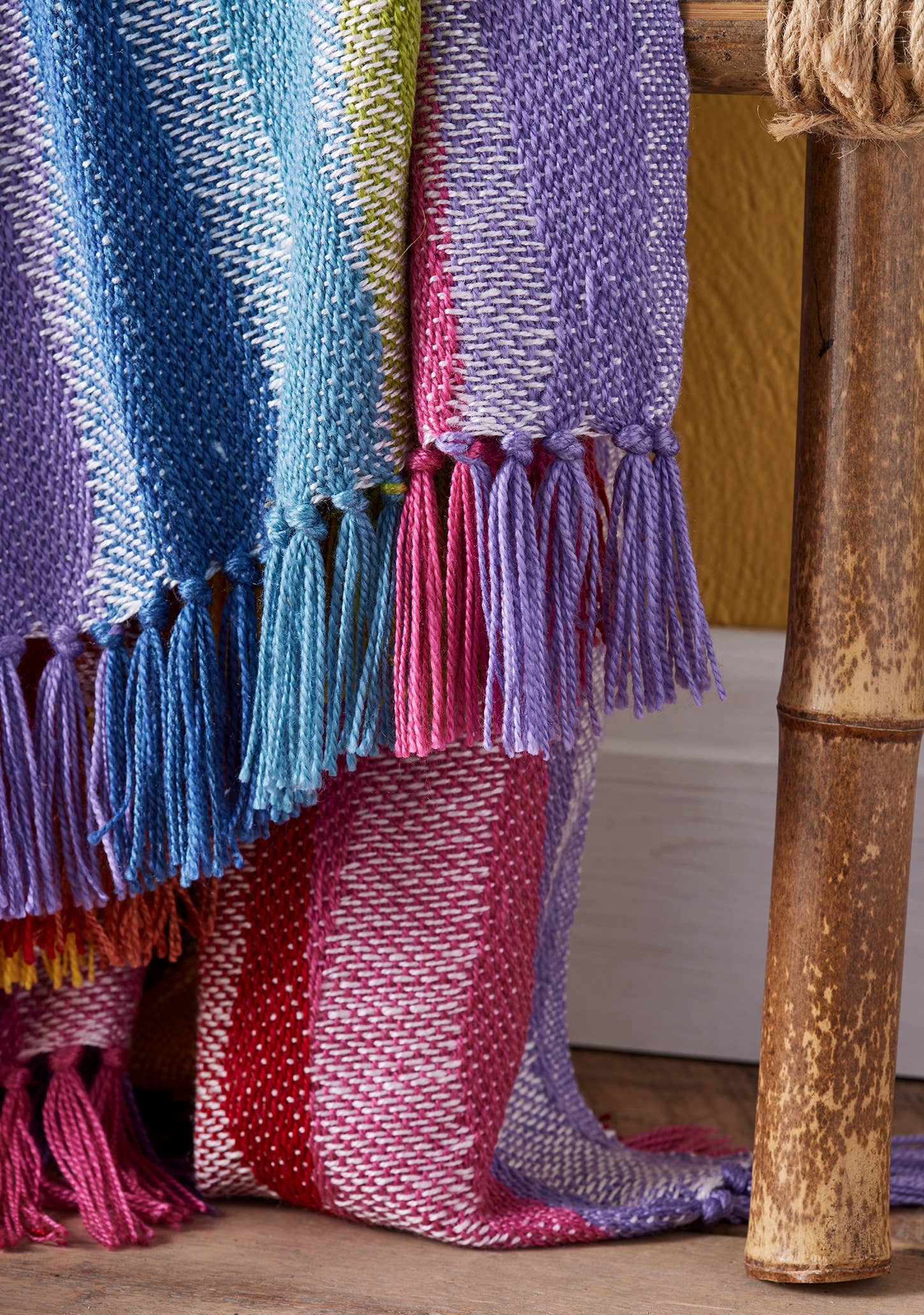 Namaste - Vendita all'ingrosso Plaid - Bottiglie riciclate Rainbow Zigzag Throw1