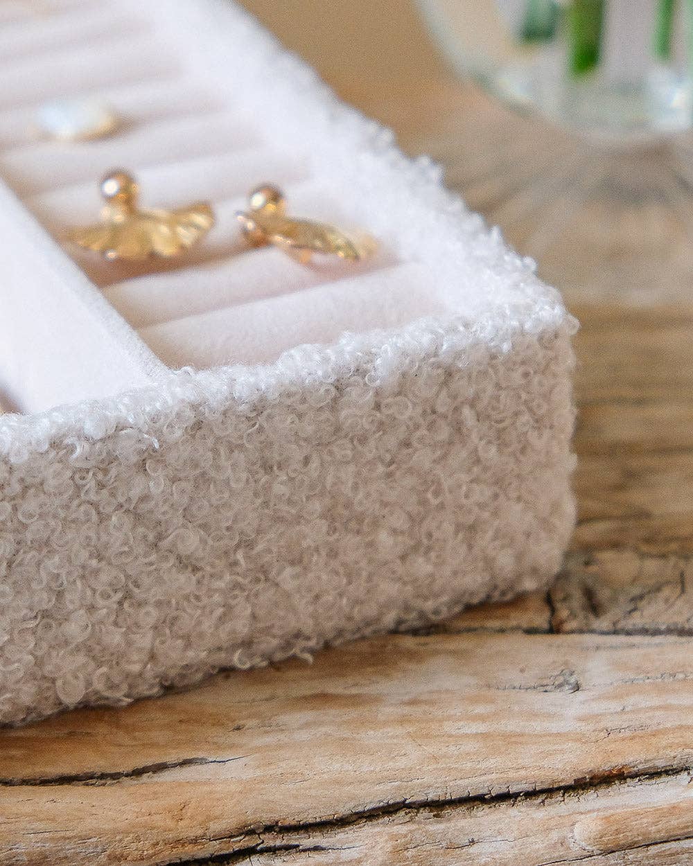 Maison Scarlett - Wholesale Jewelry Box/Organizer - Anne teddy jewelry box8