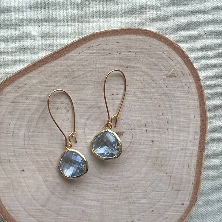 Dana Herbert - Wholesale Dangle Earrings - Gold Jane Bezel Glass Short Dangle Earrings