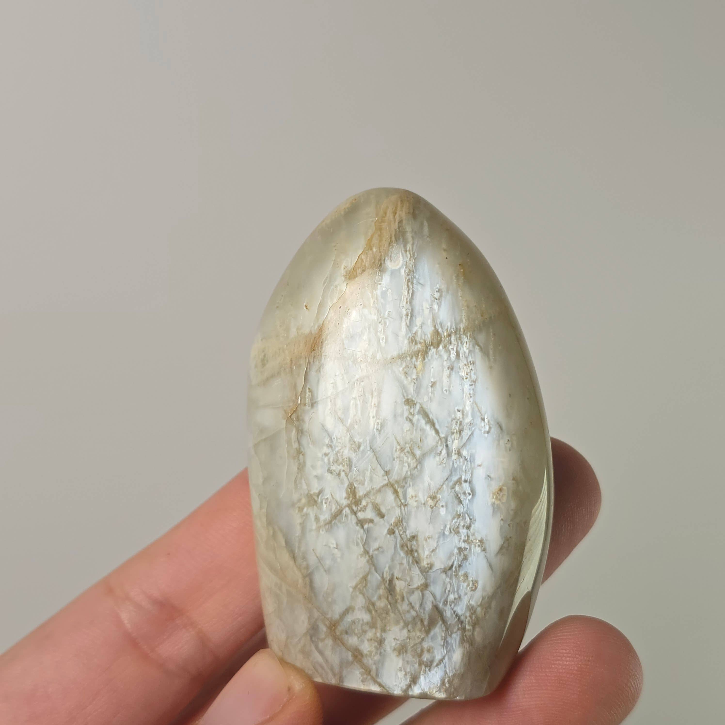 Aquamarine Daydream Wholesale – wholesale Spiritual stone/crystal – Per Kilo Moonstone Freeforms ~ Bulk Polished Crystals3