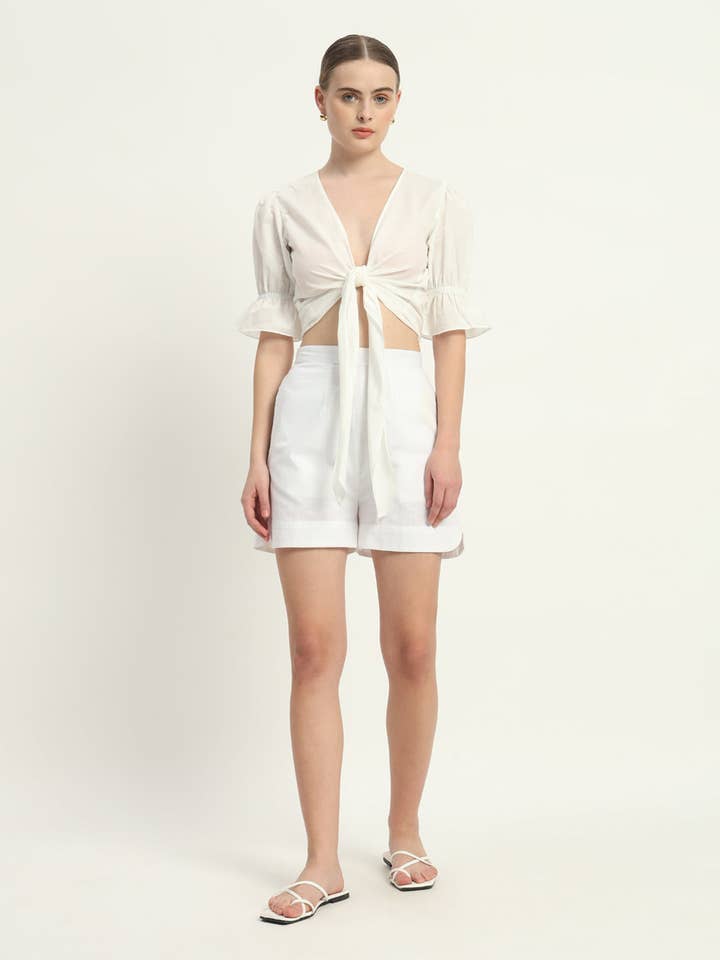 Completo Coordinato Pantaloncini Lino Bianco Bohemian Bliss per la vendita all'ingrosso da parte di Thevasa