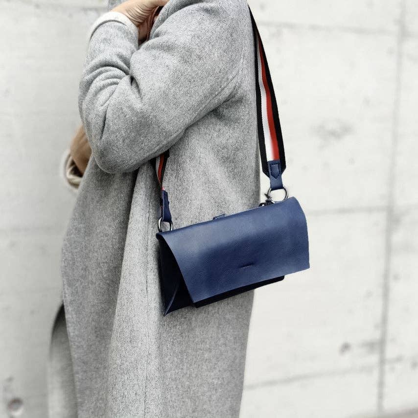 L&E Studio - Wholesale Belt Bag - Women's - Bärn Vegan Baguette Shoulder Belt Fanny bag0