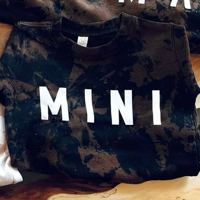 Sweet Honey Custom Creations – wholesale Sweatshirt - Barn – ”MINI” blekt matchande tröjor (blockbrev)
