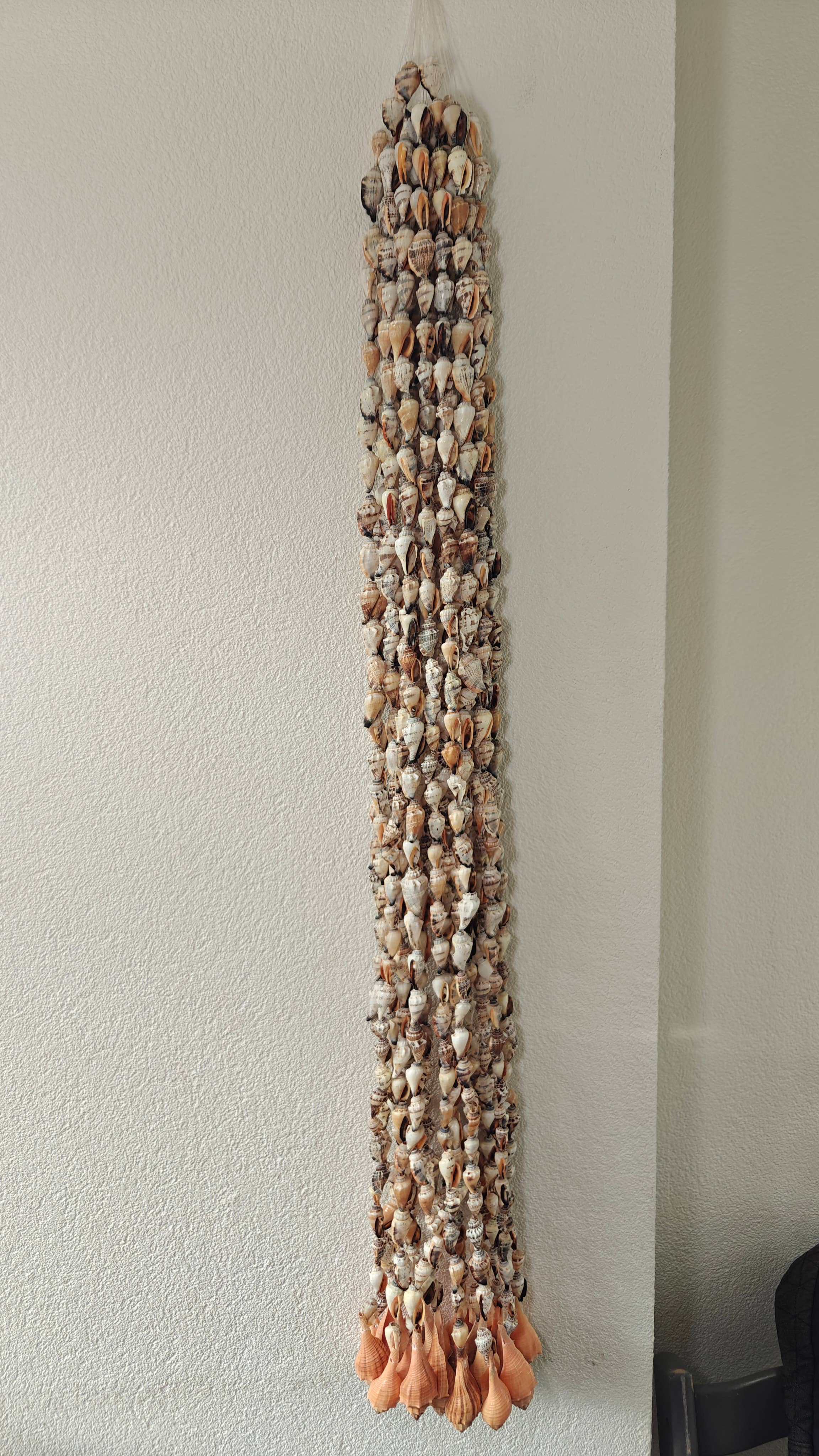 Product Import Holland – wholesale Mobil – Dekorativ snäckhänge för vägg, strandstil, 120 cm2