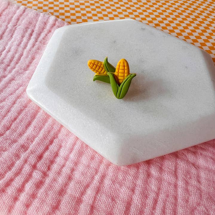 Larry’s Waffle Shop - Venta al por mayor Pendientes de botón/aretes de poste - Veggie Studs | Pendientes de arcilla5