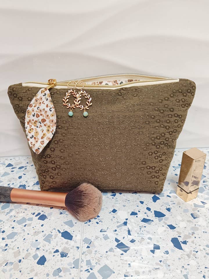 Khaki Make-Up Kit for wholesale by TSIPIE