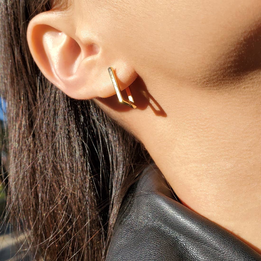 HolyBang Jewels - Vendita all'ingrosso Orecchini a cerchio - ORECCHINI A CERCHIO RETTANGOLARI - E-H11961