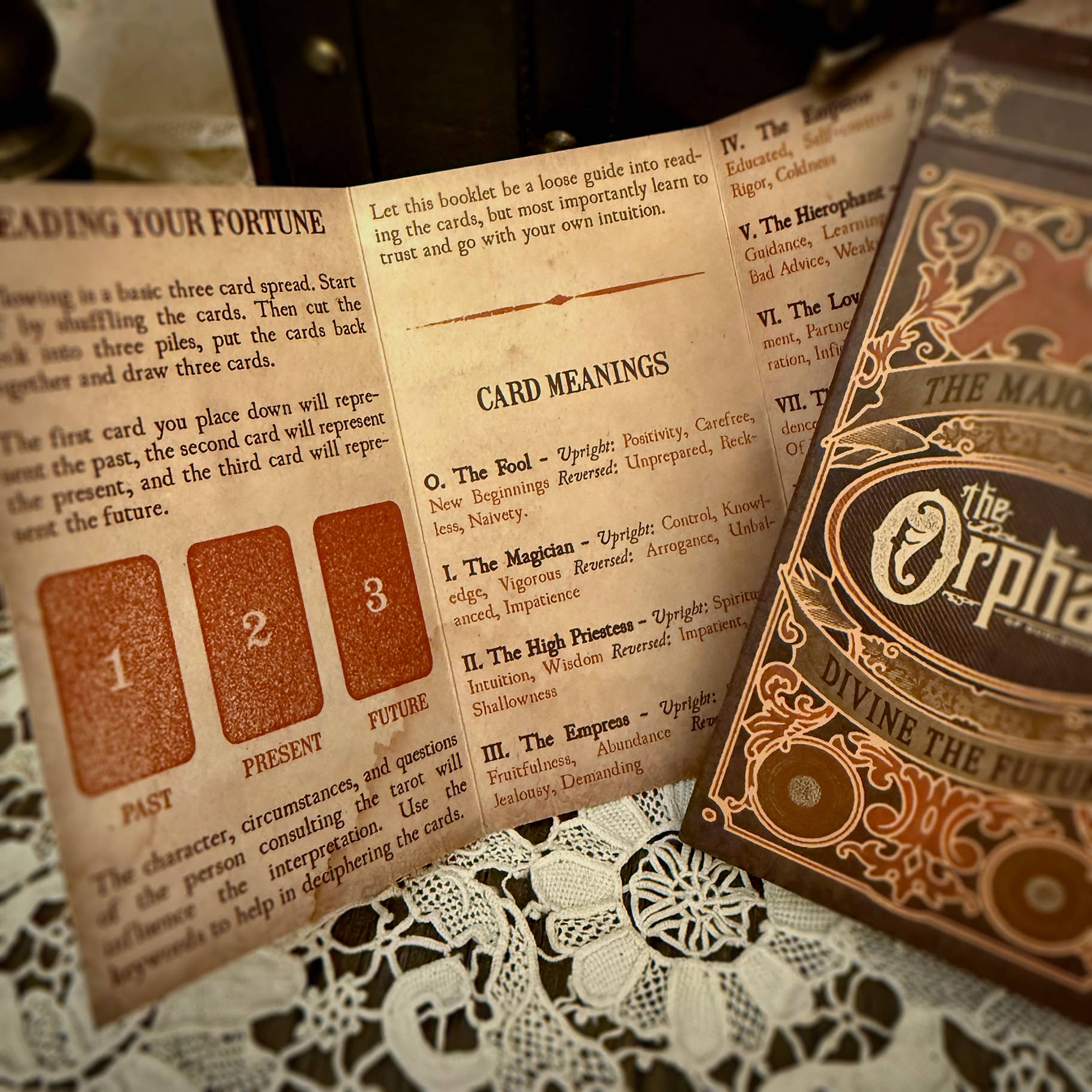 The Orphans of Dudleytown - Vendita all'ingrosso Tarocchi - *NUOVO* Il Mazzo degli Arcani Maggiori degli Orfani (3ª Edizione)6