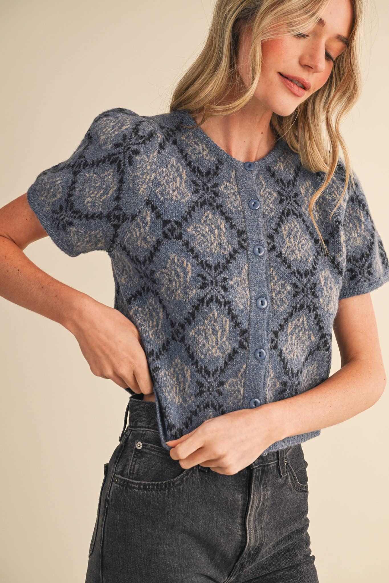 &MERCI - Wholesale Cardigan - Women's - FLORAL SHORT SLEEVE SWEATER CARDIGAN MSW112586