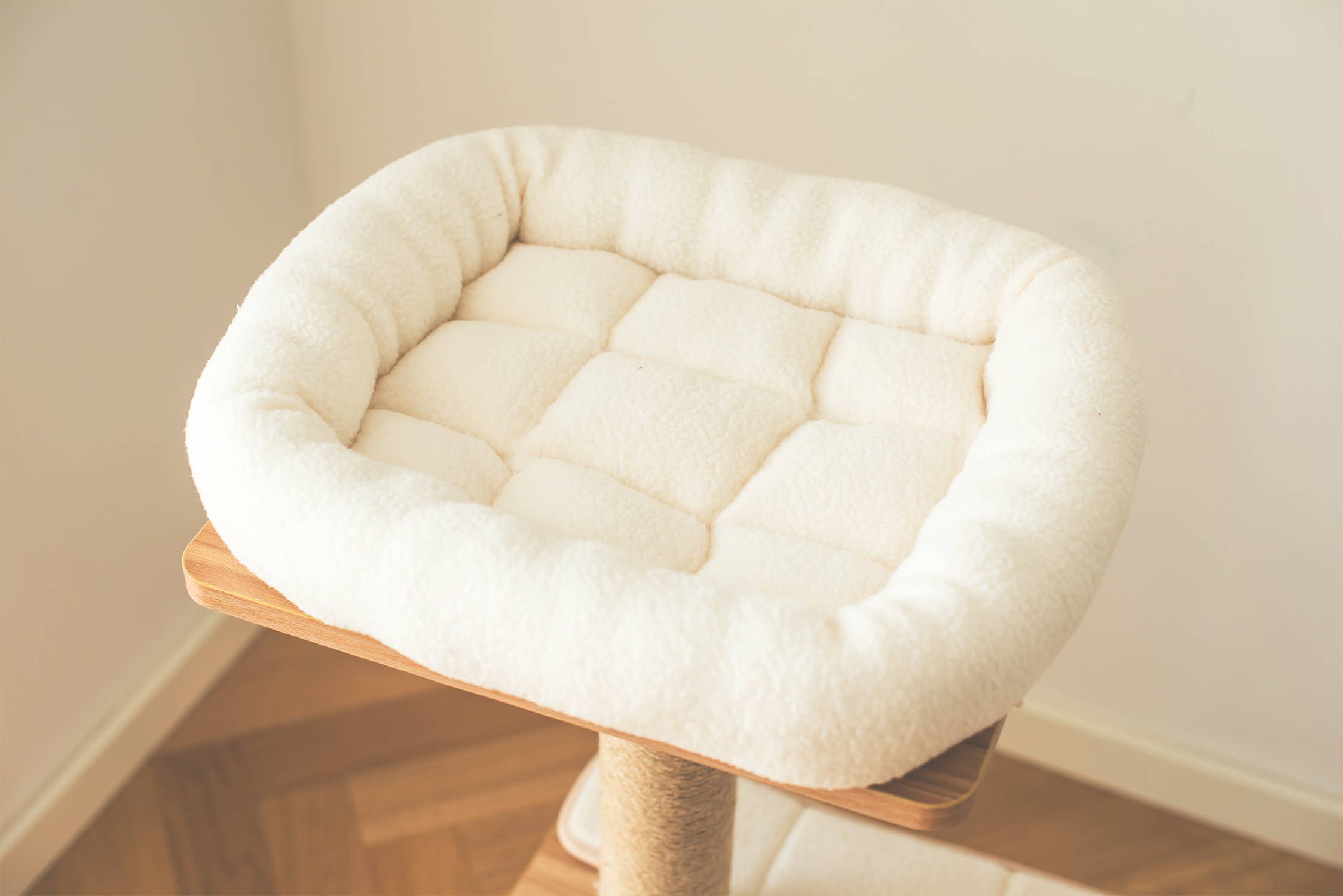 PetPals Group - Vente Griffoir – chat - Condo arbre à chat Catry en cèdre naturel6