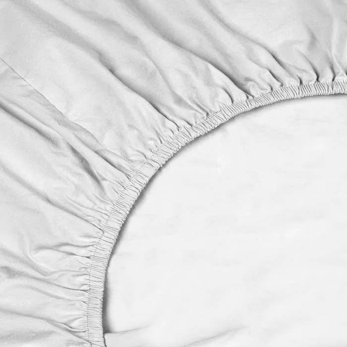 Sunset White Twin XL Brushed Percale Fitted Sheet for wholesale by Bombacio