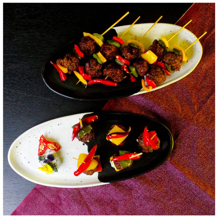 Black & White Speckled Ceramic Stoneware Plates – 11 Inch for wholesale by Roro