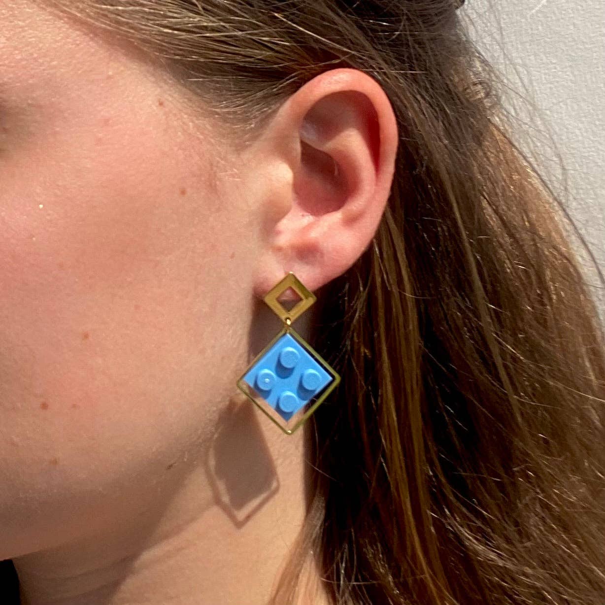 Brique d'Oreille – wholesale Dangle earrings – Dangling earrings - The Ambitious8