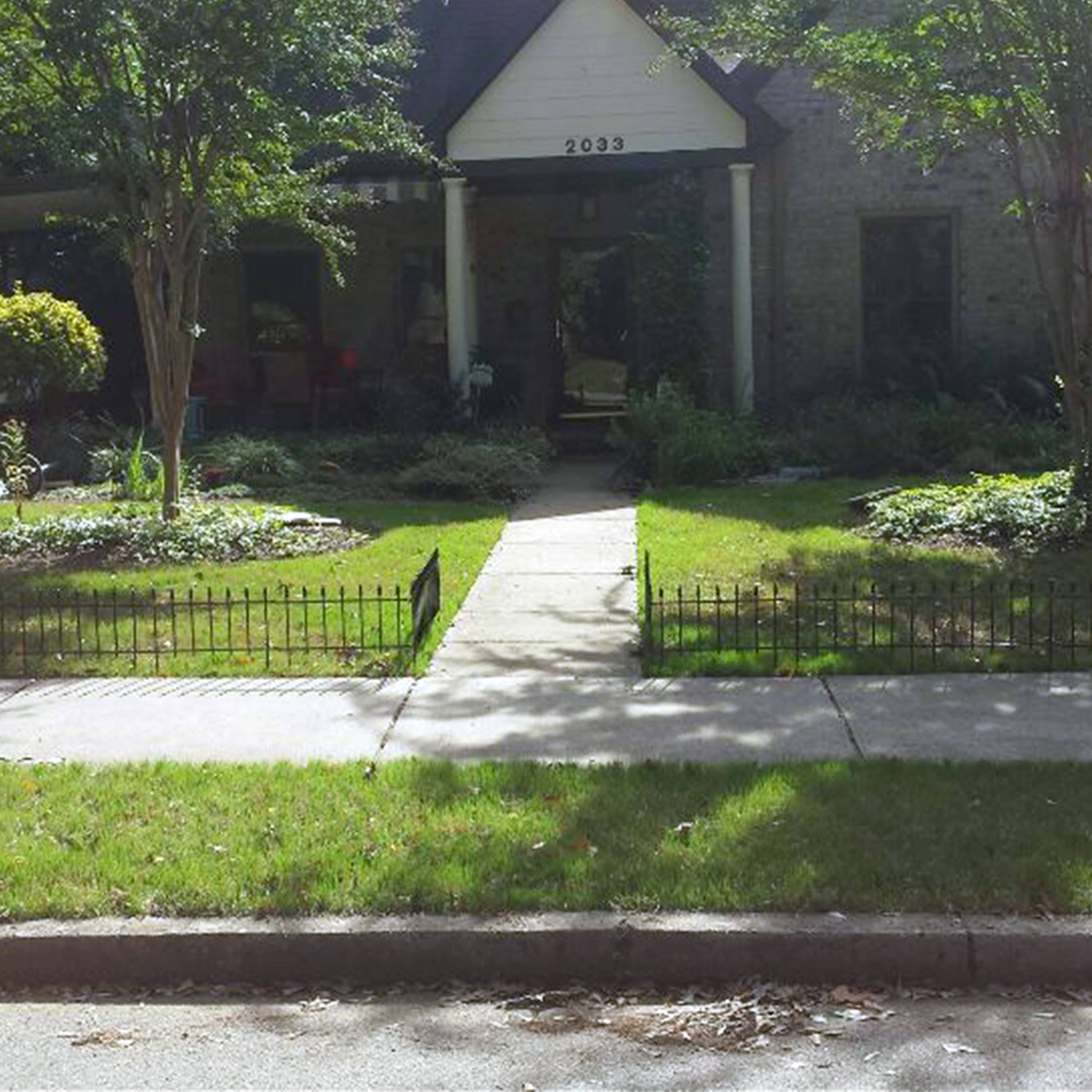 Sunnydaze Decor - Wholesale Outdoor Ornament/Decor - 5-Piece Roman Walkway Panels Border Fencing - 9 ft - Black13