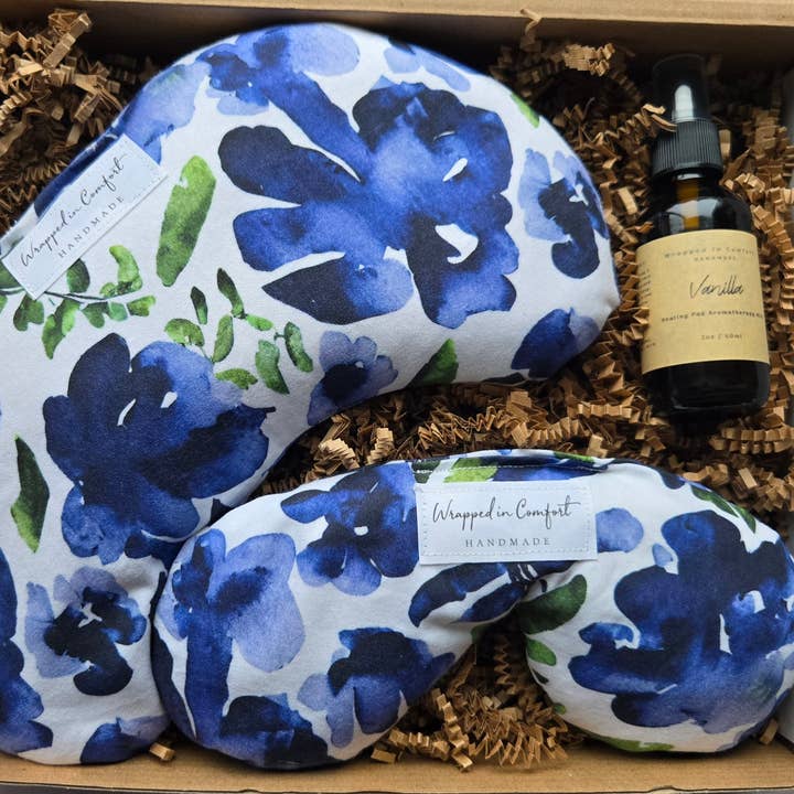 Confezione Regalo - Cuscino per Occhi in Cotone Organico e Spray per la vendita all'ingrosso da parte di Wrapped In Comfort