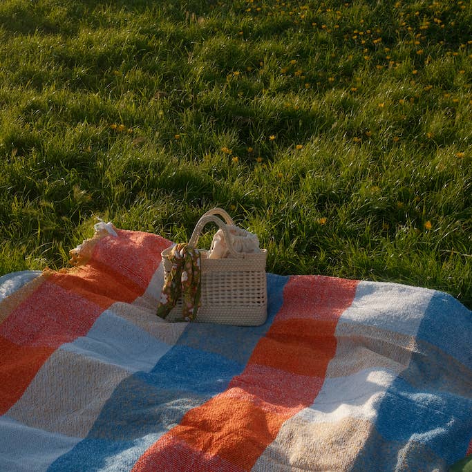 Caminito - Wholesale Picnic Blanket - Suave Paseo - Blanket Roll4