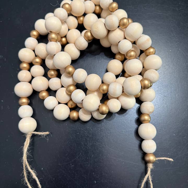 Rustiek - Wholesale Bunting/Garland - Wood bead garland with gold accent 0