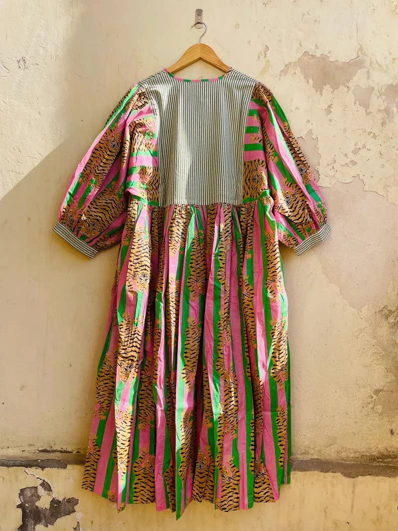GYPSY STUDIO - Wholesale Dress - Women's - Tiger Print Long Block Print Dress Stripe Prints Neck Line2