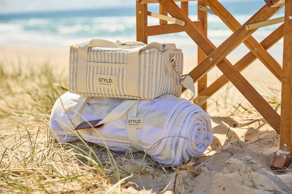 STYLD.® - Wholesale Beach towel - Vanilla Latte Striped Boyfriend Towel8