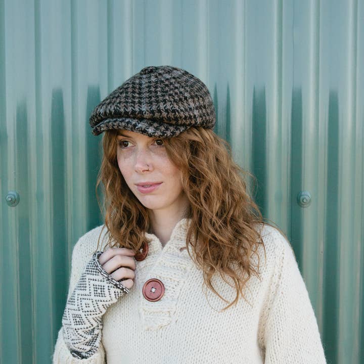 Baker style 'Towton' Dogtooth L for wholesale by Romney Marsh Wools