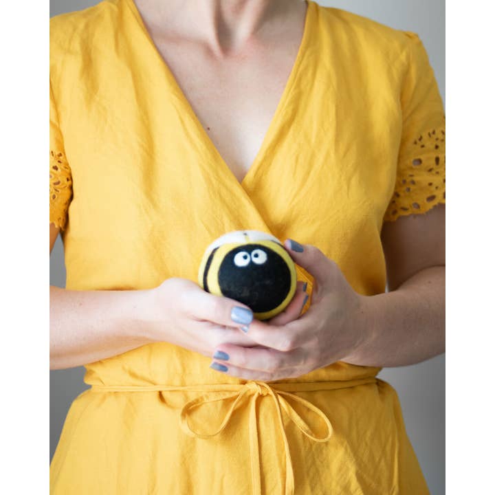 Friendsheep - Wholesale Dryer Balls - Bee Trio Eco Wool Dryer Balls - Set of 33
