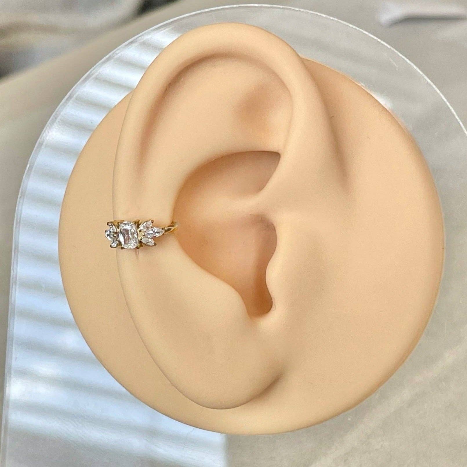 Elara Body Jewelry - Wholesale Single Earring - Silver Conch Piercing (16G | 8mm or 10mm | Titanium | Silver or Gold)0