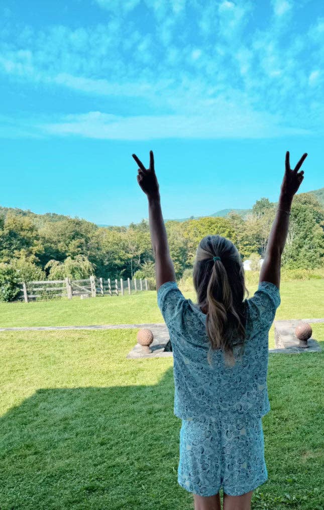 Oysters Women’s Button Front Short Pajama Set for wholesale on Faire1