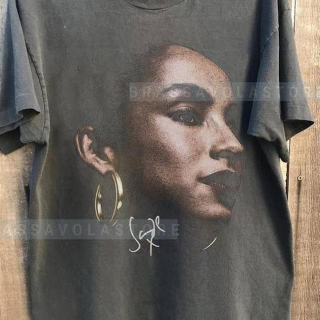 TheKingShirt - Wholesale Graphic Sweatshirt - Women's - Vintage Sade 90S Music Shirt Funny Sade T-Shirt