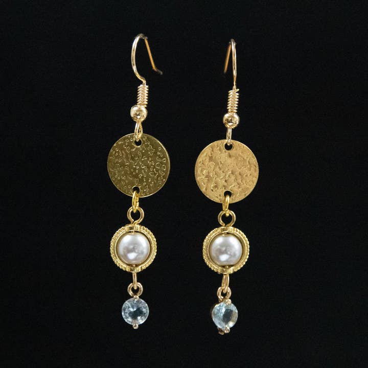 Boucles d'oreilles Bouclier pour la vente par JAC Jewelry Designs