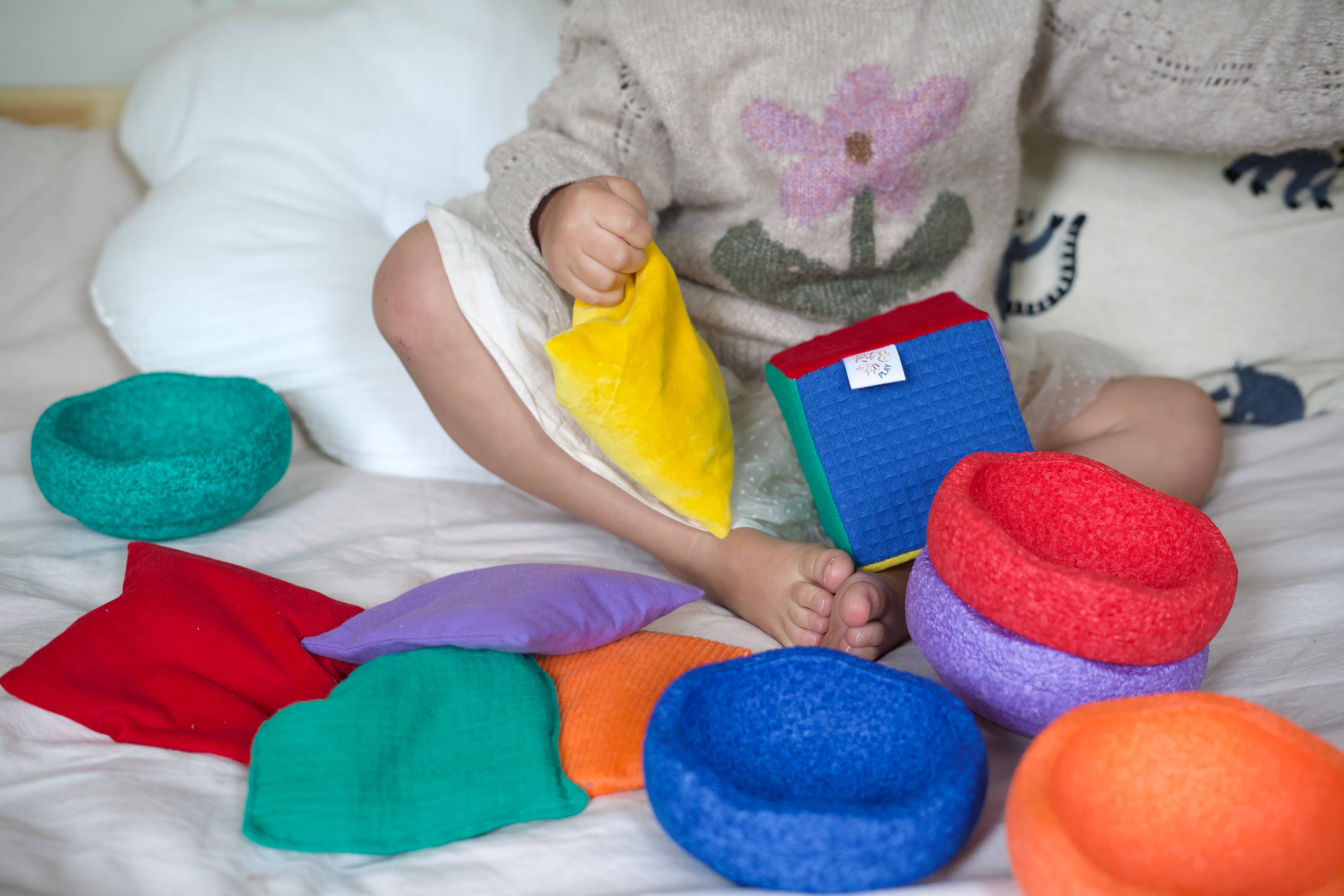 Pit and Play - Wholesale Stacking Game - Dice - rainbow Stack Stone Classic5