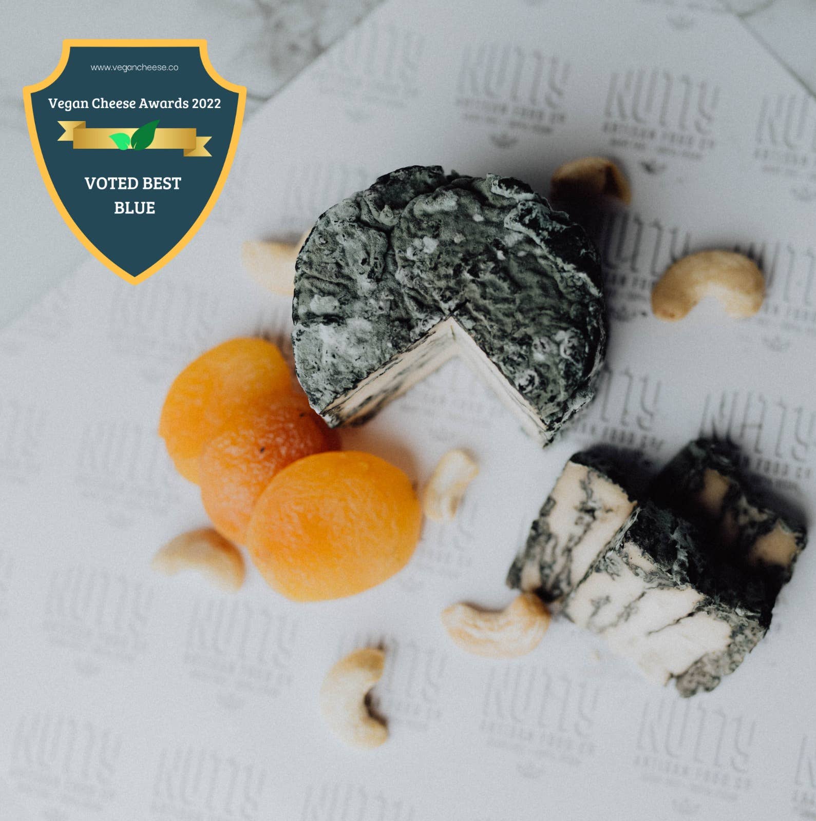 Nutty Artisan Foods SL - Wholesale Cheese - Simply Blue 130g - Plant Based - Vegan2