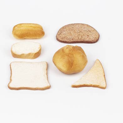 American Hobbies & Merchandising - Wholesale Toy set – Kids - LAP Bag of 6 assorted Bread Realistic Play Food Set,+2Yrs 1