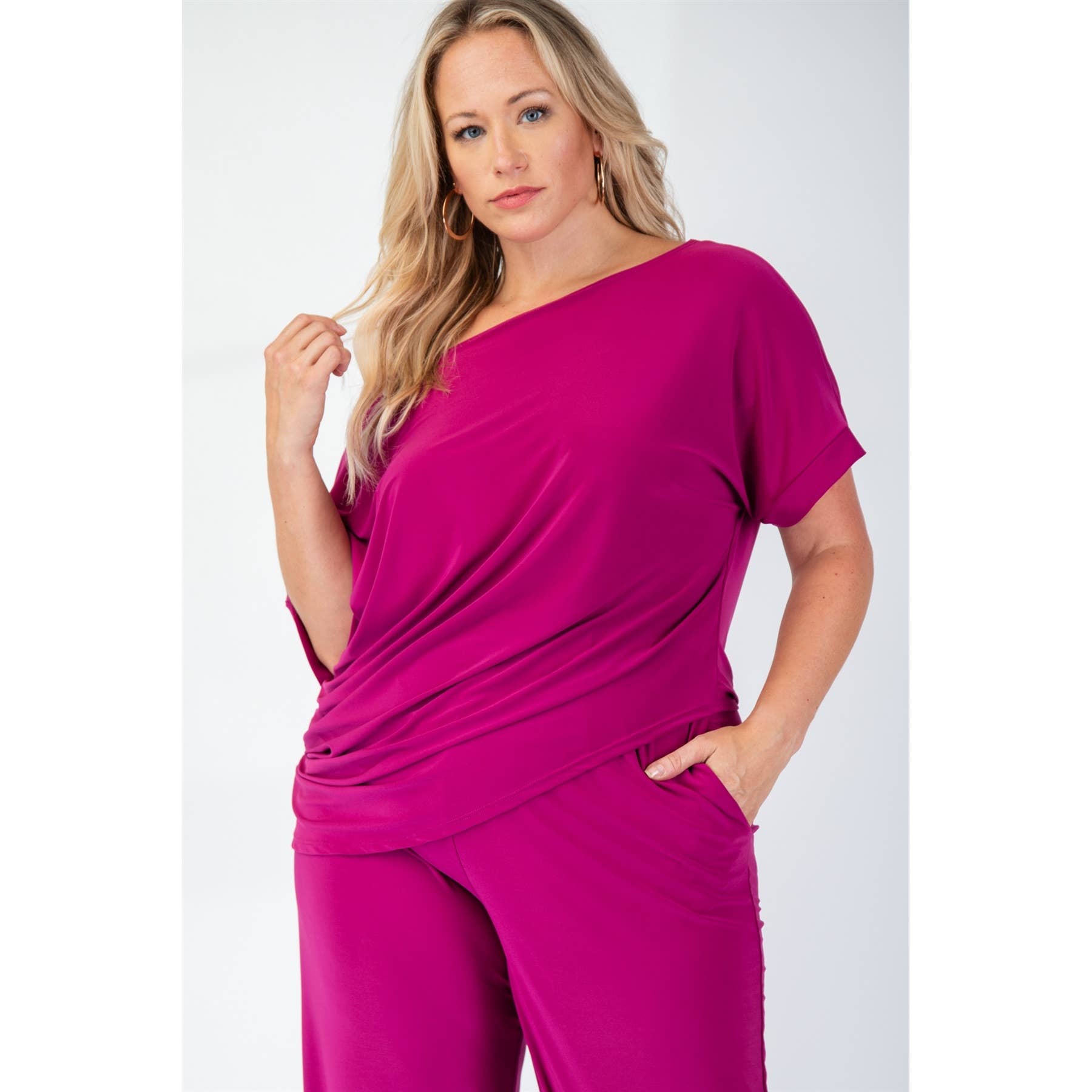 The Curve LA - Vente Combinaison – femme - ENSEMBLE HAUT À MANCHES COURTES ET PANTALONS LARGES GRANDE TAILLE19