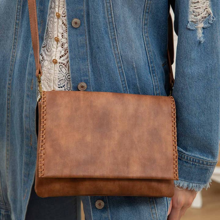 MANDOLINE - Wholesale Crossbody Bag - Women's - Eighty-eight thousand one hundred twenty-two2