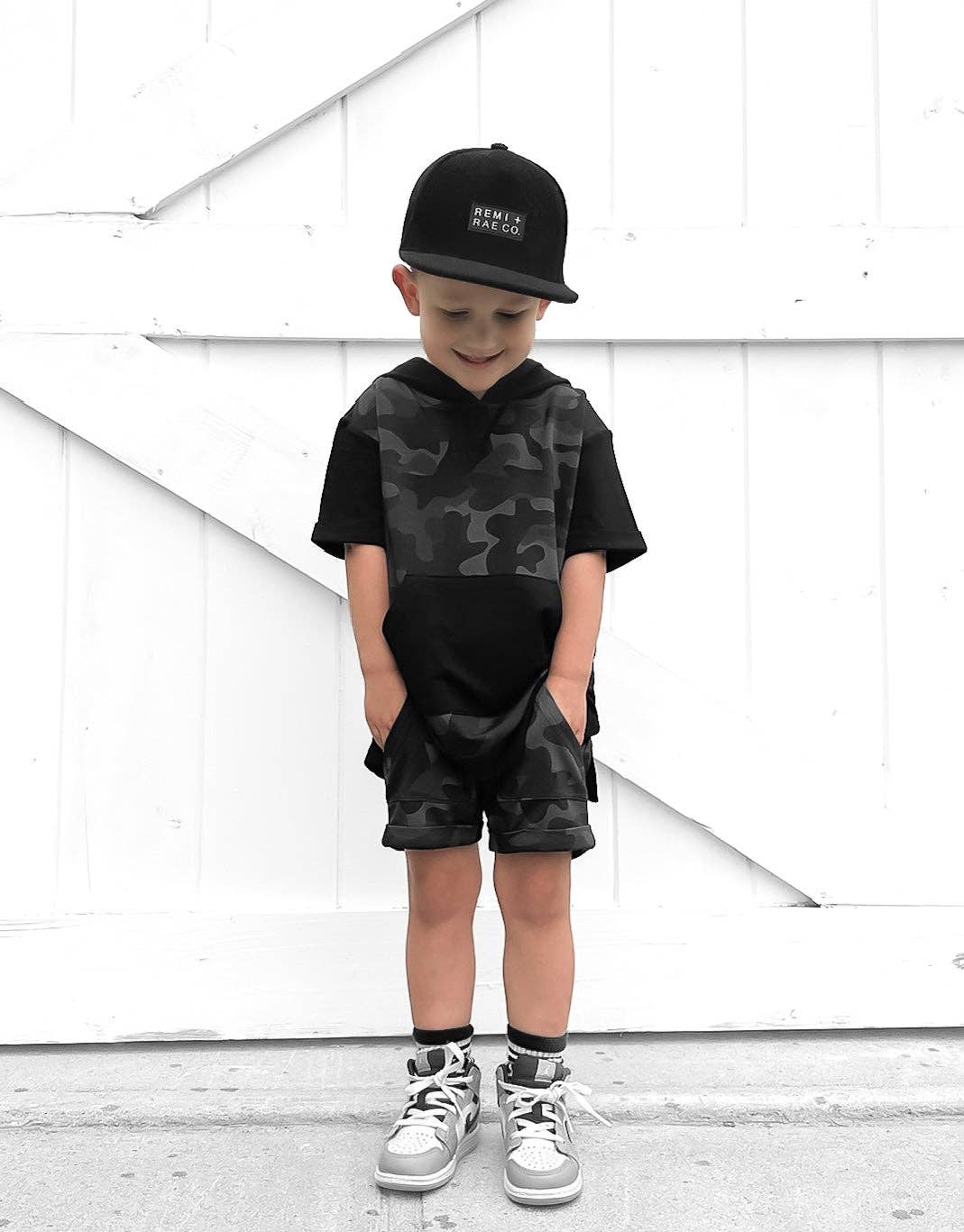 Remi + Rae Co. – Engroshandel Shorts - Børn – BAMBOO HAREM SHORTS - BLACK OPS9