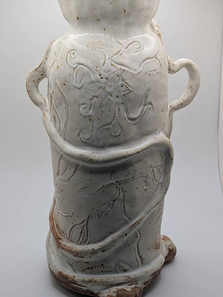 Floral Totem Vessel by Cheyanna Paints for wholesale by KULLI PARFUM