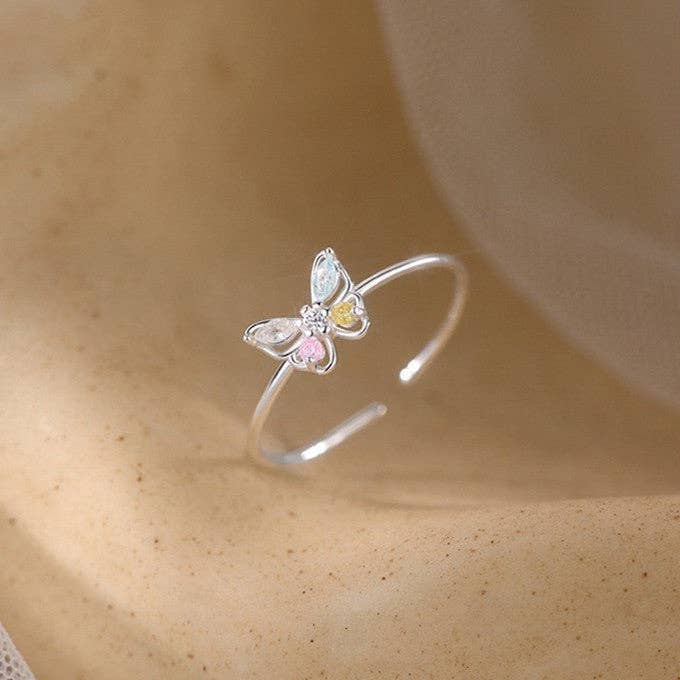 Läcker fjärilsfärgad ädelstenring i 925 Sterling Silver för wholesale av Perimade & Co. LLC