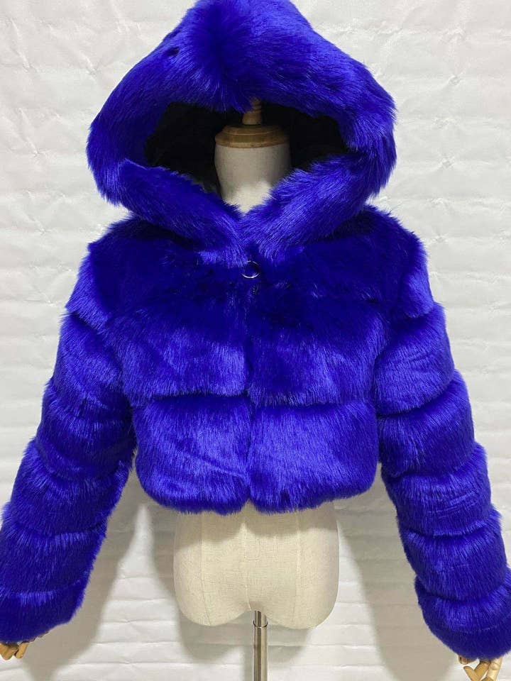 BLEU EVERY FASHION Doudoune de Luxe en Fausse Fourrure avec Capuche Oversize en vente sur Faire1