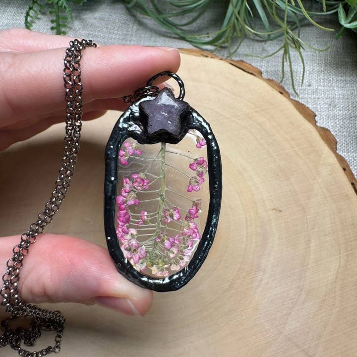 Copper Ashes - Wholesale Pendant/Charm Necklace - Somnielle- Kunzite and Flower Necklace1