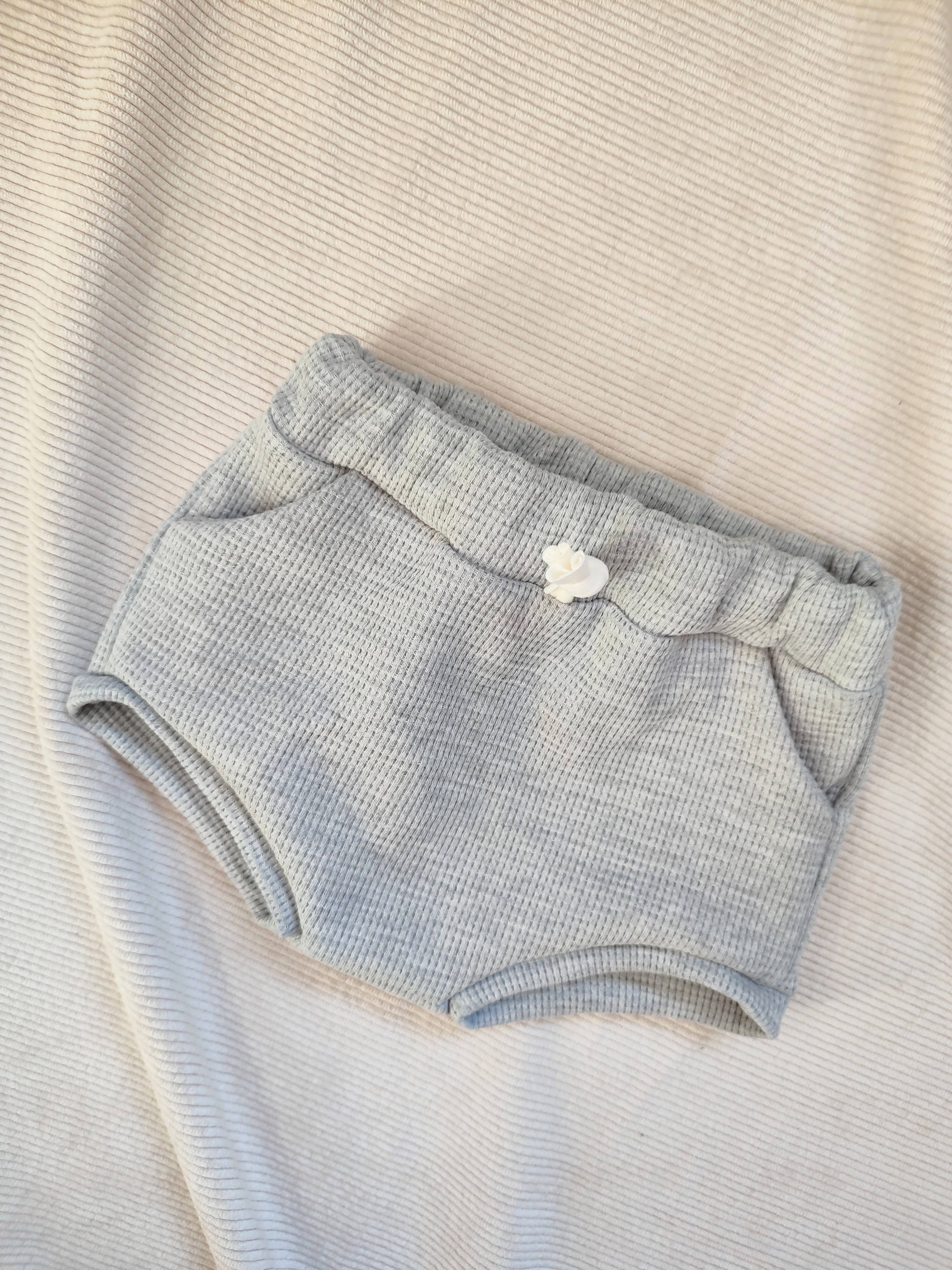 Petiteaude - Wholesale Underwear/Diaper Cover - Baby - Grey Waffel Bloomers1