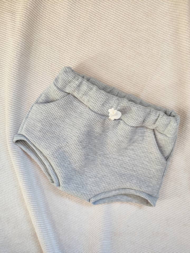 Petiteaude - Wholesale Underwear/Diaper Cover - Baby - Grey Waffel Bloomers1