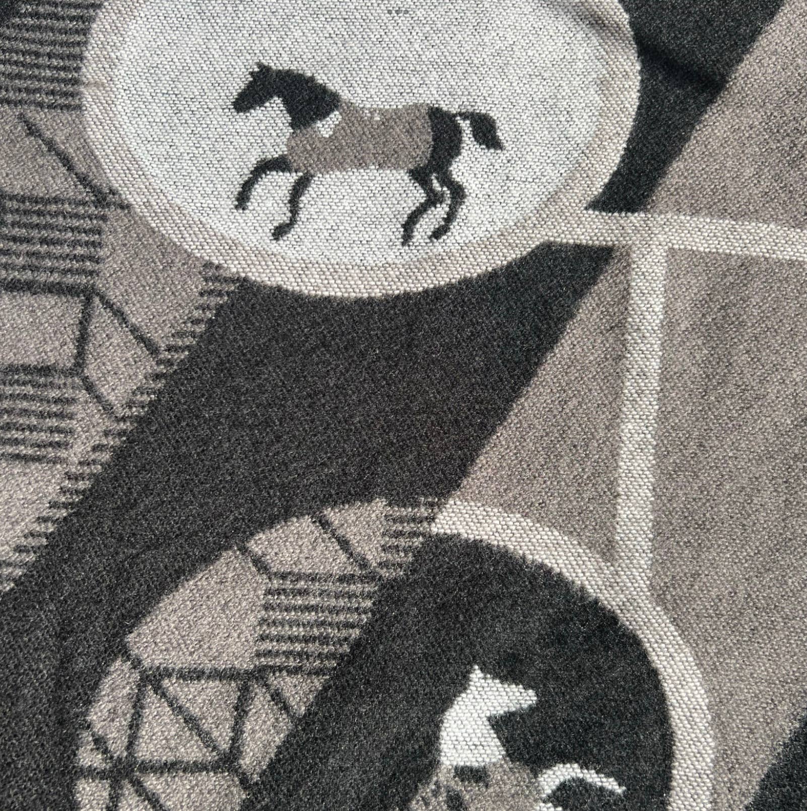 Westrian International - Wholesale Wrap - Women's - Equestrian Wrap Shawl - Horse Pattern Blanket Scarf2