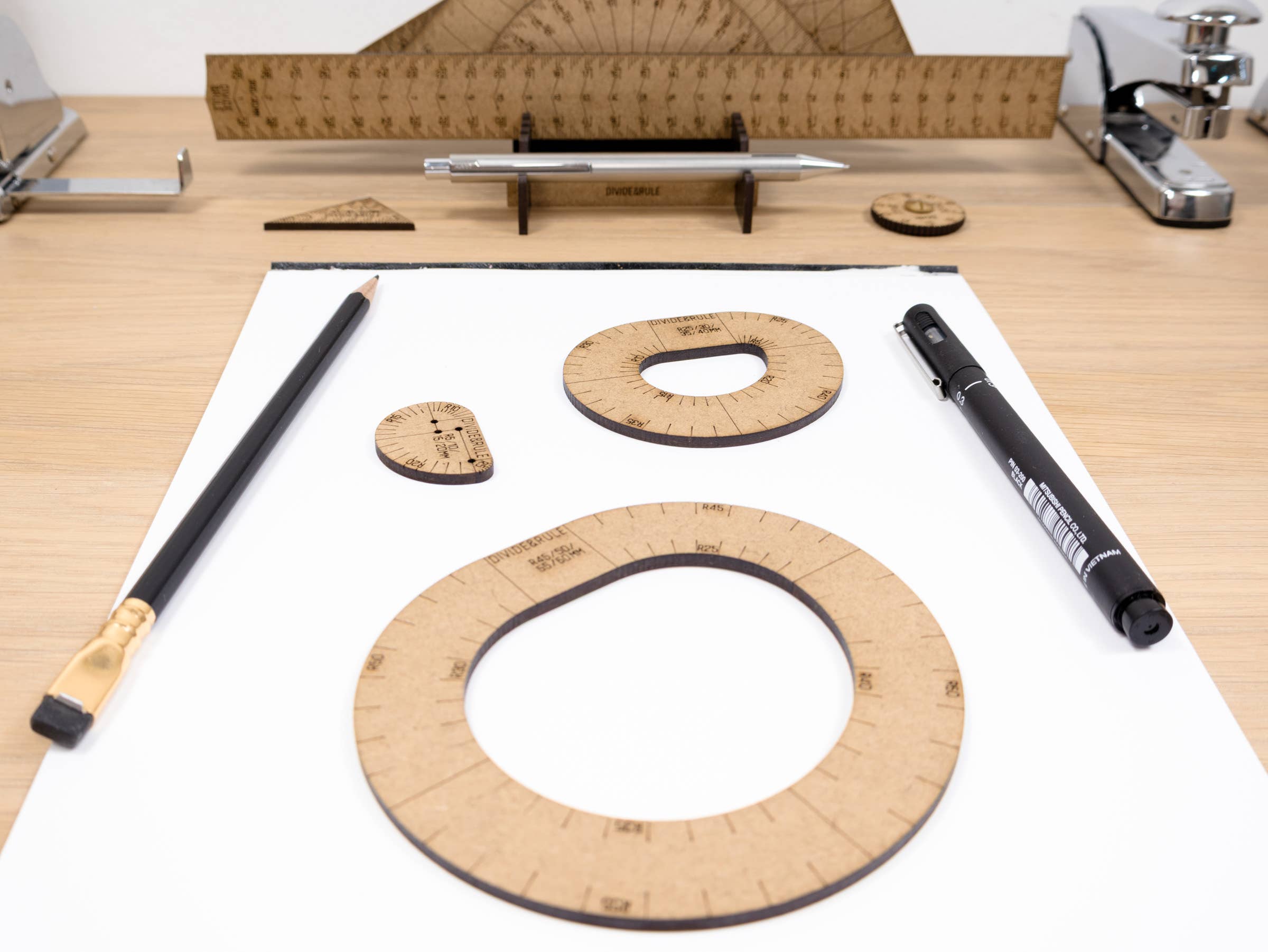 Divide and Rule – wholesale Craft tool – Radii Set - Original12