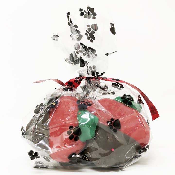 Strawberry Pet Life 5 Piece Carob Whole Wheat Oat & Yogurt Dog Biscuits for wholesale on Faire1