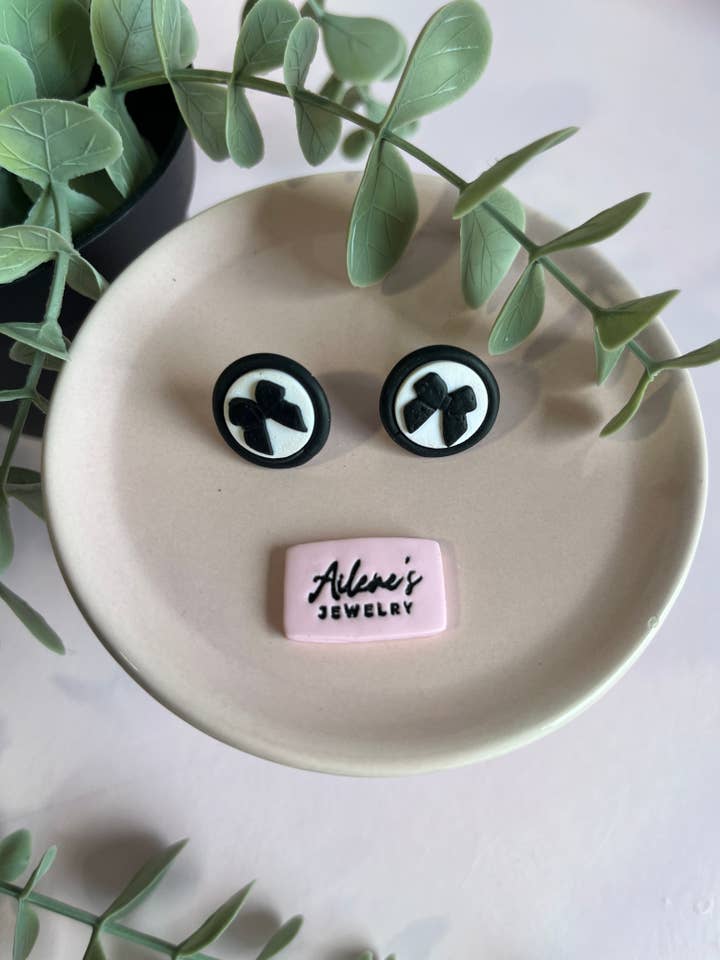 Knopfstecker - kokette für den Großhandel von Ailene’s Jewelry Bakery