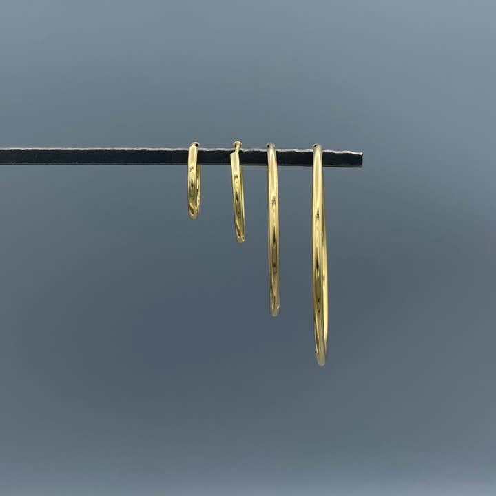 Something Silver - Vendita all'ingrosso Orecchini a cerchio - Orecchini a cerchio senza fine in oro riempito da 2 mm3