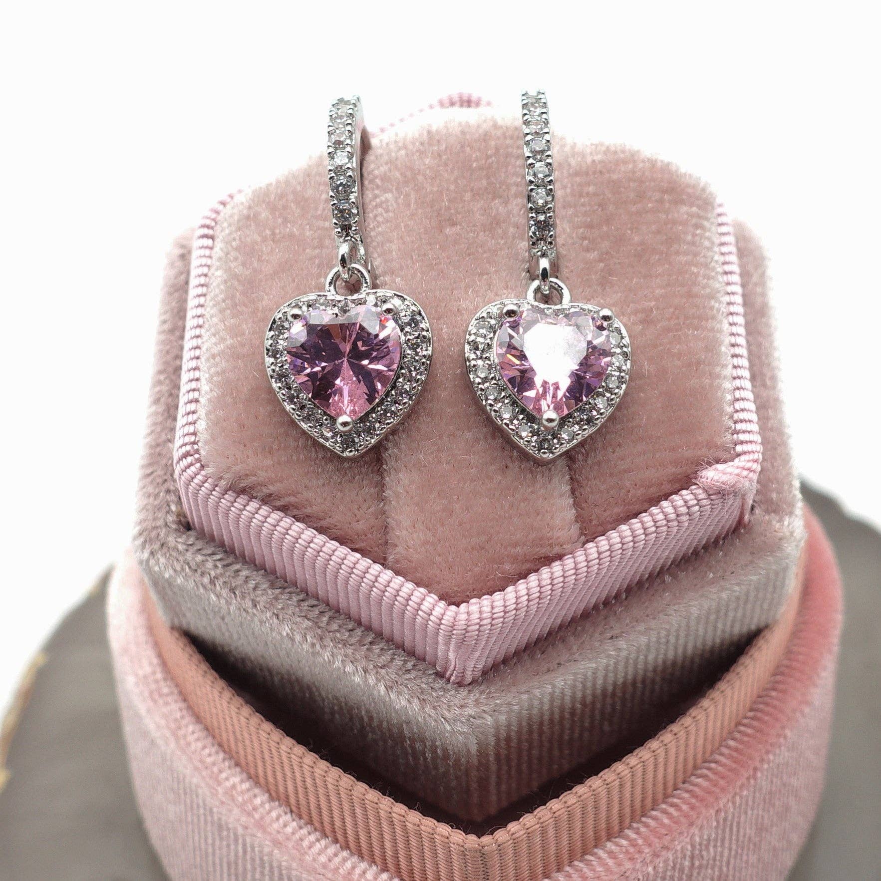 Daemon srls - Wholesale Dangle Earrings - Diana HOOPS ~ 12 colori - Orecchini a cerchio con cuore in Cubic Zirconia0