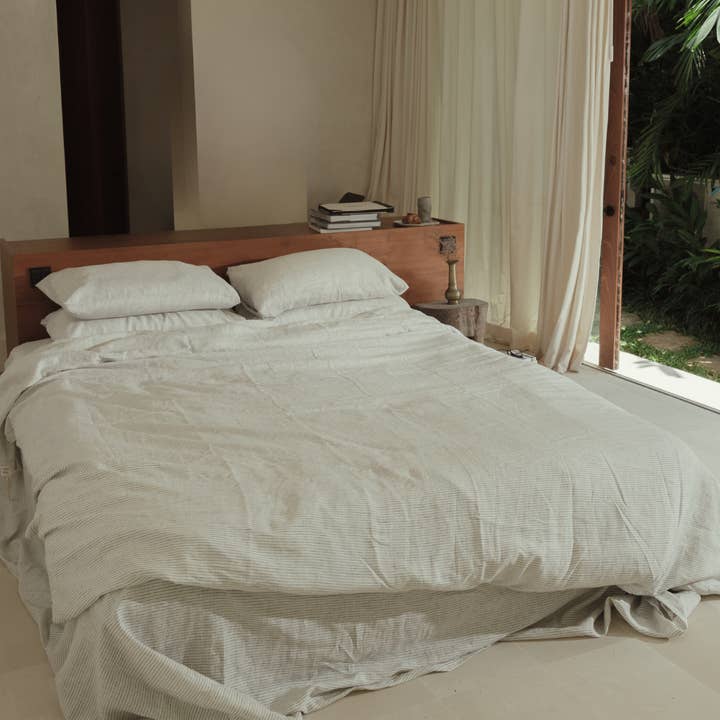 The Katha - Wholesale Sheet set - Pencilstripe Linen Sheet Set (4 pcs)6