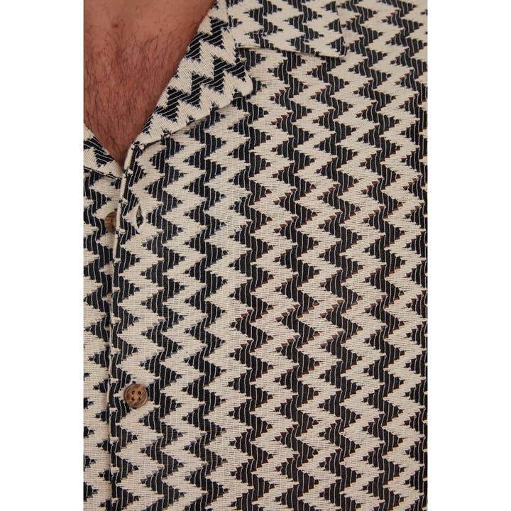 Negro Camisa Samson Textured Resort Knit de venta al por mayor en Faire6